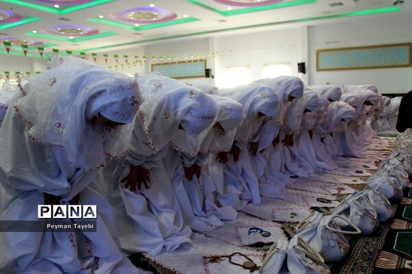 جشن تکلیف 1500 دانش‌آموز دختر در سمنان