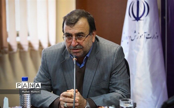 عمادی: نظام تعلیم و تربیت باید به سمت مهارت‌آموزی برود