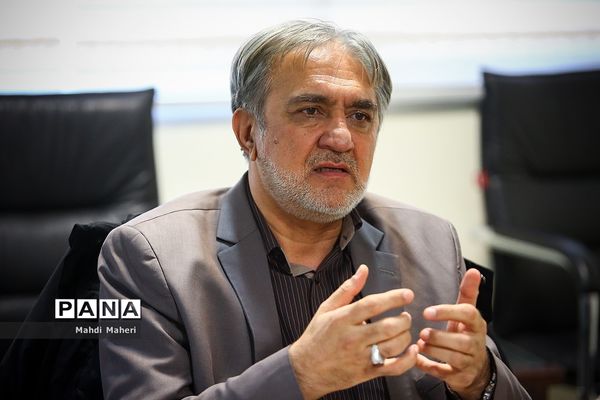 دیدار مدیران انجمن سواد رسانه‌ای ایران با  معاون آموزش ابتدایی وزارت آموزش و پرورش