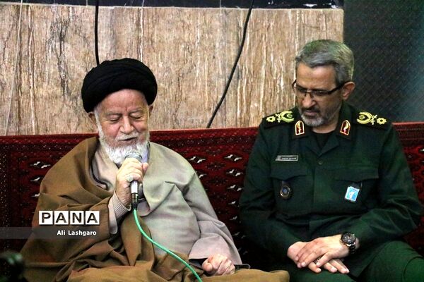 دیدار رئیس سازمان بسیج مستضعفان با آیت‌الله شاهچراغی