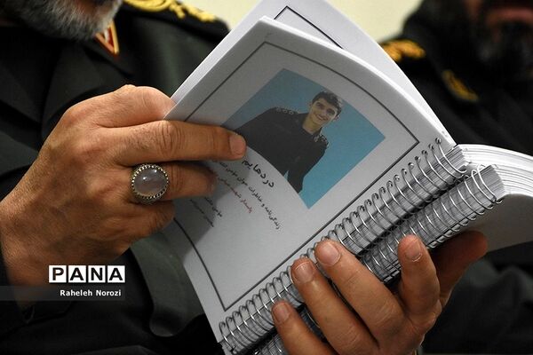 دیدار سردار غیب‌پرور با خانواده شهید «عباس دانشگر»