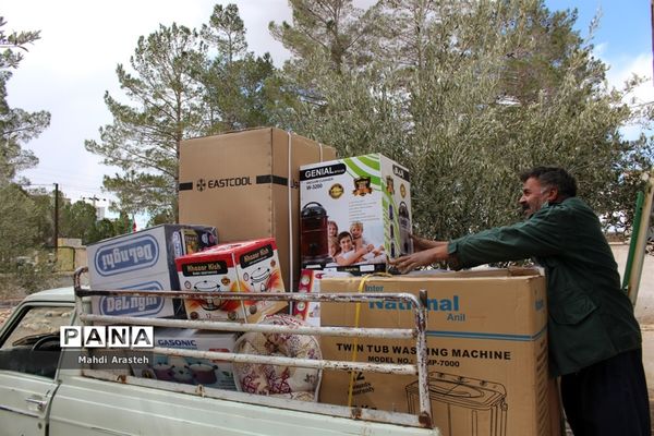 اهدا جهیزیه به نیازمندان درشهرستان خوسف خراسان جنوبی