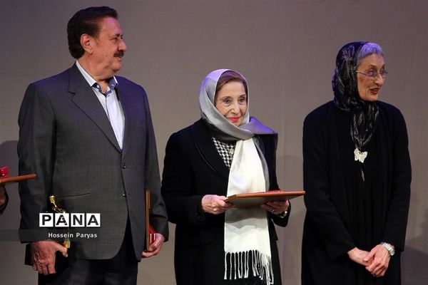 مراسم اختتامیه سی و چهارمین جشنواره موسیقی فجر