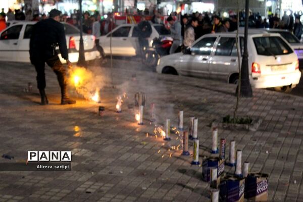 گلبانگ الله اکبر و نورافشانی میادین شهرقدس درشب ۲۲ بهمن