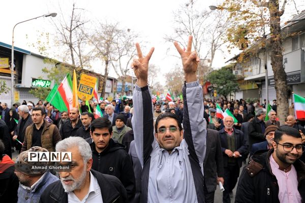 راهپیمایی ۲۲ بهمن در شهر ساری