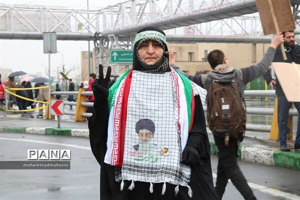 راهپیمایی 22 بهمن در شهرری