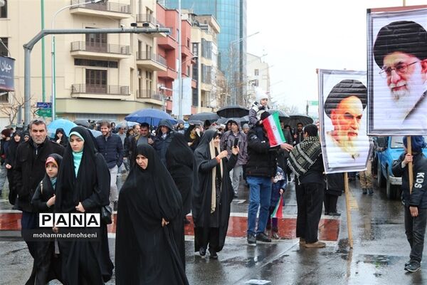 راهپیمایی 22 بهمن در شهرری