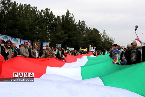 حضور پرشکوه مردم بیرجند در راهپیمایی22بهمن