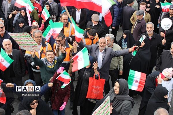 راهپیمایی 22بهمن درکرج