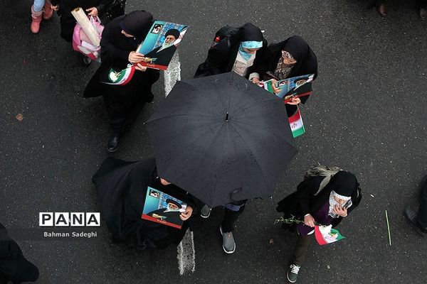 مراسم راهپیمایی 22 بهمن در تهران -1