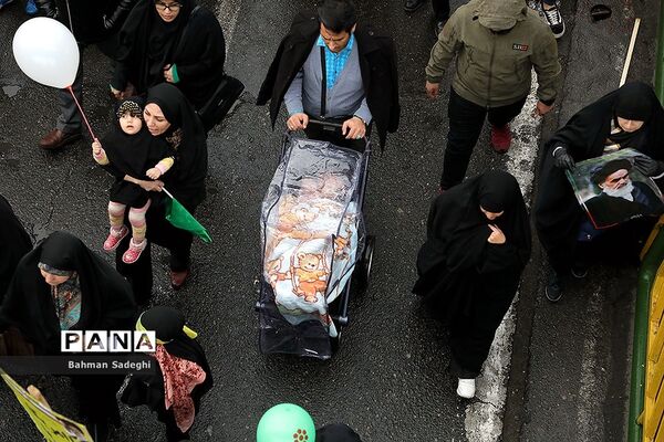 مراسم راهپیمایی 22 بهمن در تهران -1