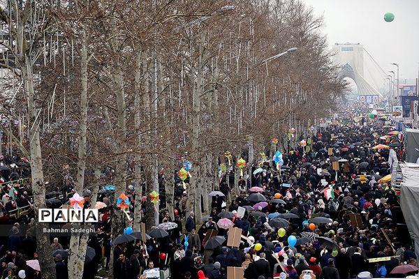 مراسم راهپیمایی 22 بهمن در تهران -1