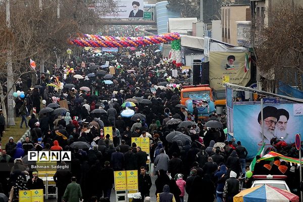 مراسم راهپیمایی 22 بهمن در تهران -1