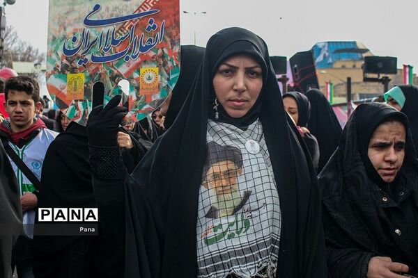 راهپیمایی 22 بهمن ماه در تبریز-2