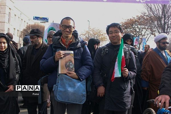 راهپیمایی 22 بهمن ماه در تبریز-2