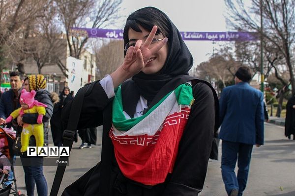 راهپیمایی 22 بهمن ماه در تبریز-2