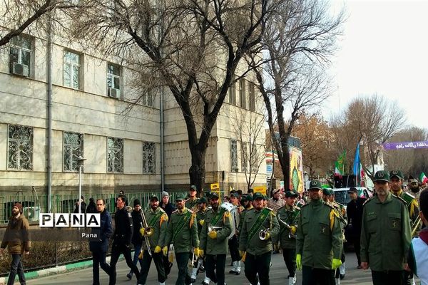 راهپیمایی 22 بهمن ماه در تبریز-2