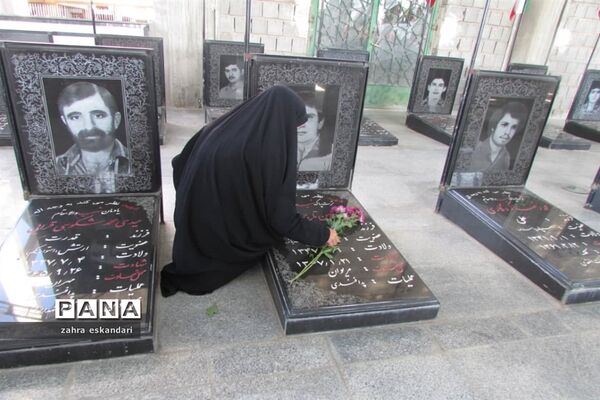 غبار روبی گلزار شهدا شهرستان نی ریز