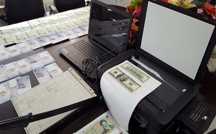 جاعلان حرفه‌ای اسکناس در مهاباد دستگیر شدند