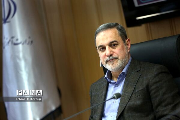 سی‌امین نشست هیات امنای دانشگاه تربیت دبیر شهیدرجایی