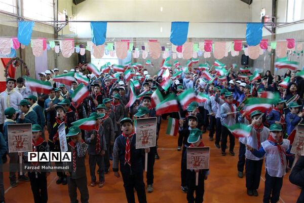 برگزاری مانور تشکیلاتی یاوران انقلاب در چهاردانگه