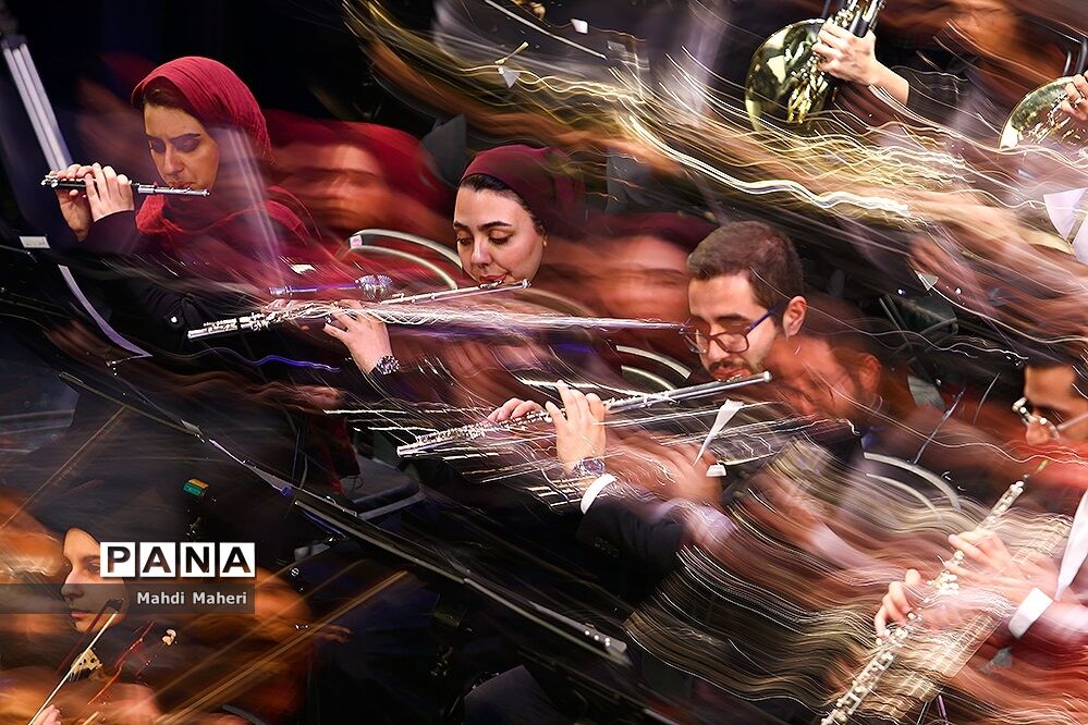 اولین شب سی و چهارمین جشنواره موسیقی فجر