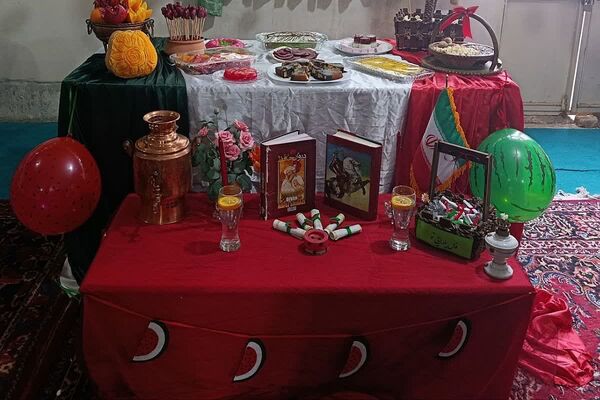 وقتی انارها لبخند زدند؛ یلدای دبیرستان ساره شورآفرین شد