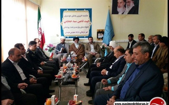 توزیع سبد حمایتی به خانواده های نیازمند موسیان