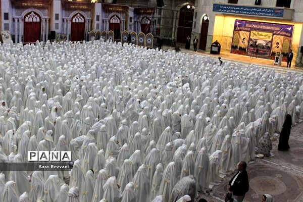 جشن طوبائیان از فرش تا عرش در حرم امام راحل