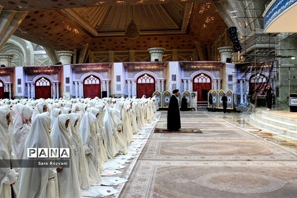 جشن طوبائیان از فرش تا عرش در حرم امام راحل