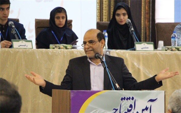 برگزاری اولین پارلمان مشورتی دانش‌آموزی استان یزد