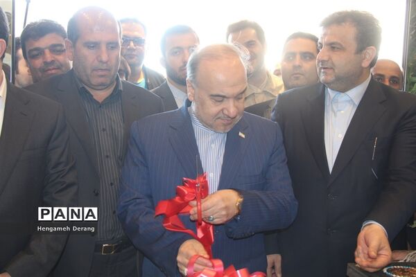 افتتاح مجموعه ورزشی کاسپین آبی رفاه با حضور وزیر ورزش