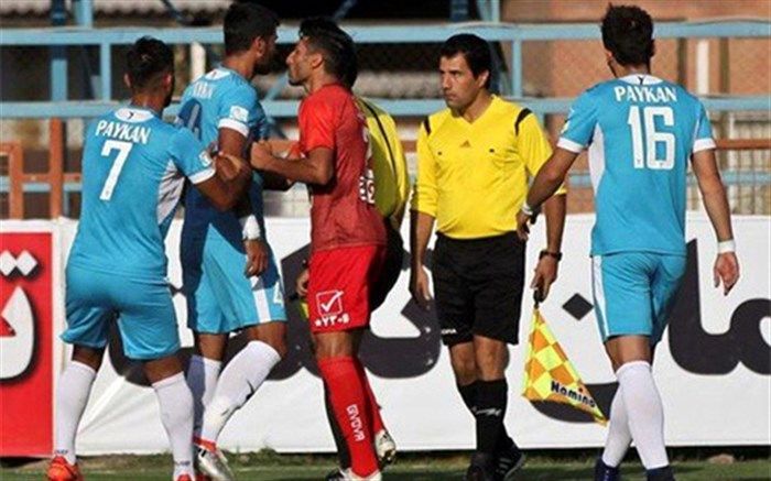 درگیری بازیکنان تیم  پیکان در کافی‌شاپ هتل