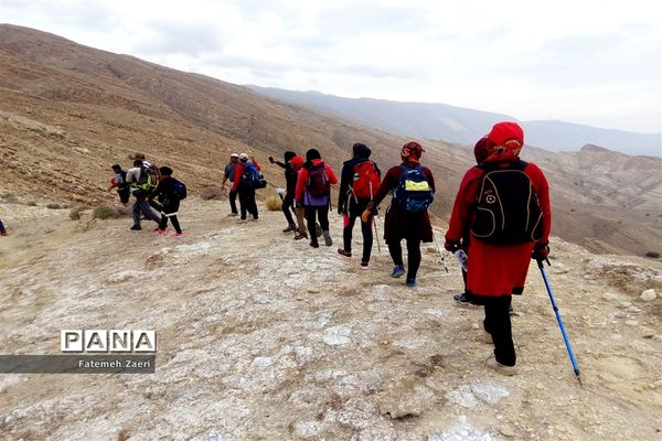 فتح کوه‌های گاه‌بست توسط کوهنوردان چهار شهرستان لامِرد، پارسیان، بستَک و لارستان