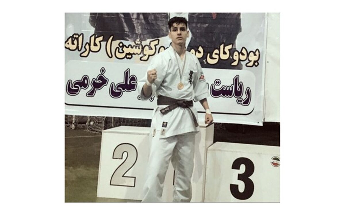 مدال طلای مسابقات کیوکوشین کاراته کشور توسط دانش‌آموز چهاردانگه‌ای کسب شد