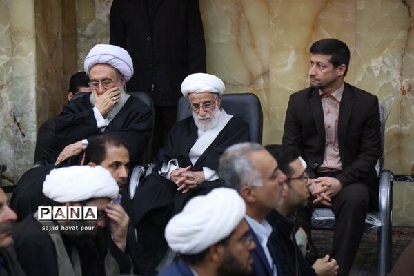 برگزاری مراسم سوگواری حضرت آیت الله مؤمن در مسجد اعظم قم