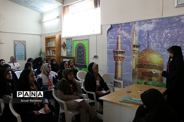 برگزاری انتخابات استانی مجامع اعضا دختر و مربیان خواهرسازمان دانش‌آموزی خراسان رضوی