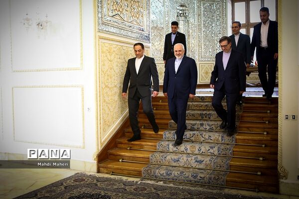 دیدار معاون وزیر امور خارجه ونزوئلا با ظریف