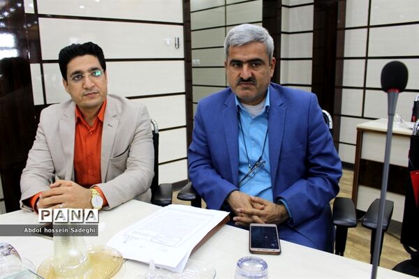 دوره آموزش خلاصه‌نویسی مکاتبات اداری در اداره‌کل آموزش و پرورش استان بوشهر