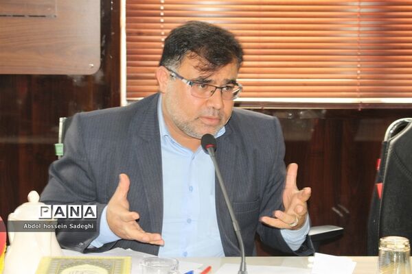دوره آموزش خلاصه‌نویسی مکاتبات اداری در اداره‌کل آموزش و پرورش استان بوشهر