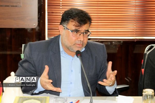 دوره آموزش خلاصه‌نویسی مکاتبات اداری در اداره‌کل آموزش و پرورش استان بوشهر