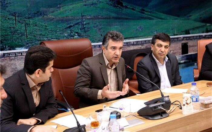 معاون اقتصادی استاندار کردستان: حفظ و توسعه اشتغال و تولید، وظیفه فرااداری همه مسئولان استان است