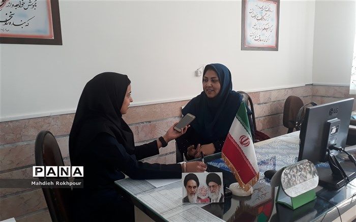 مدیر دبیرستان فخرالزمان قریب: مادر اسوه صبر و فداکاری