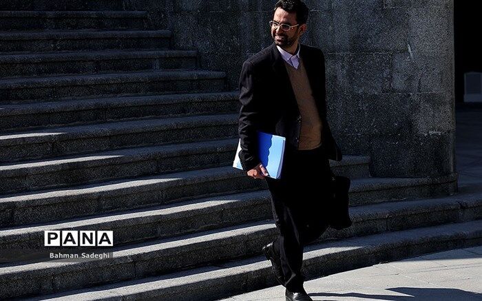 پاسخ روحانی به طرح شکایت از آذری جهرمی
