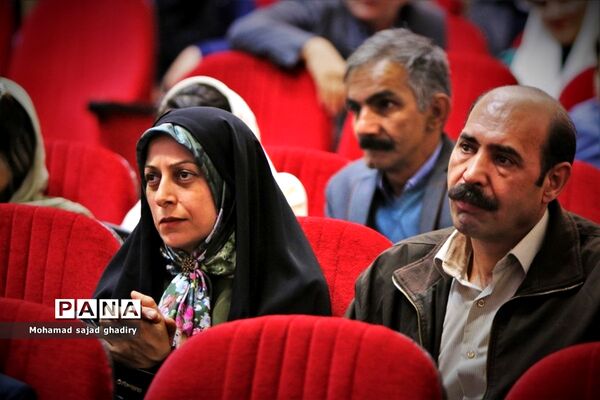 برگزاری مراسم اختتامیه سخنوران آرمانی