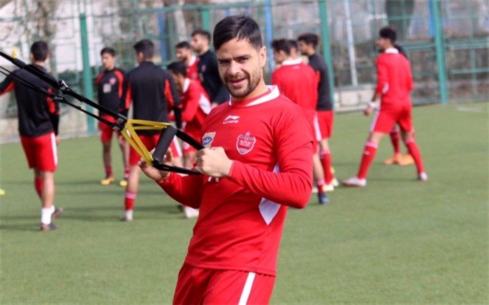 هافبک پرسپولیس دیدار با صنعت نفت را از دست داد