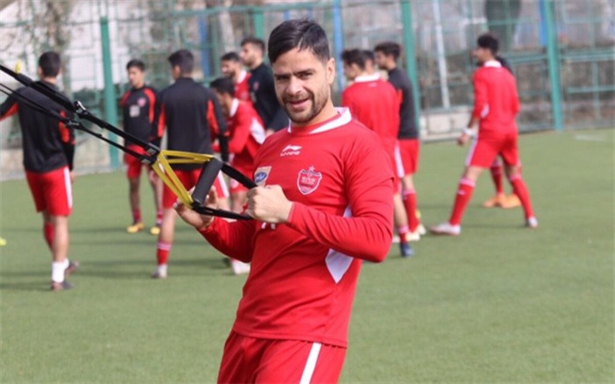 هافبک پرسپولیس دیدار با صنعت نفت را از دست داد