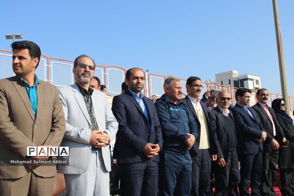 همایش دانش آموزی ۳۰۰۰نفری همیاران ورزش در ناحیه یک اهواز