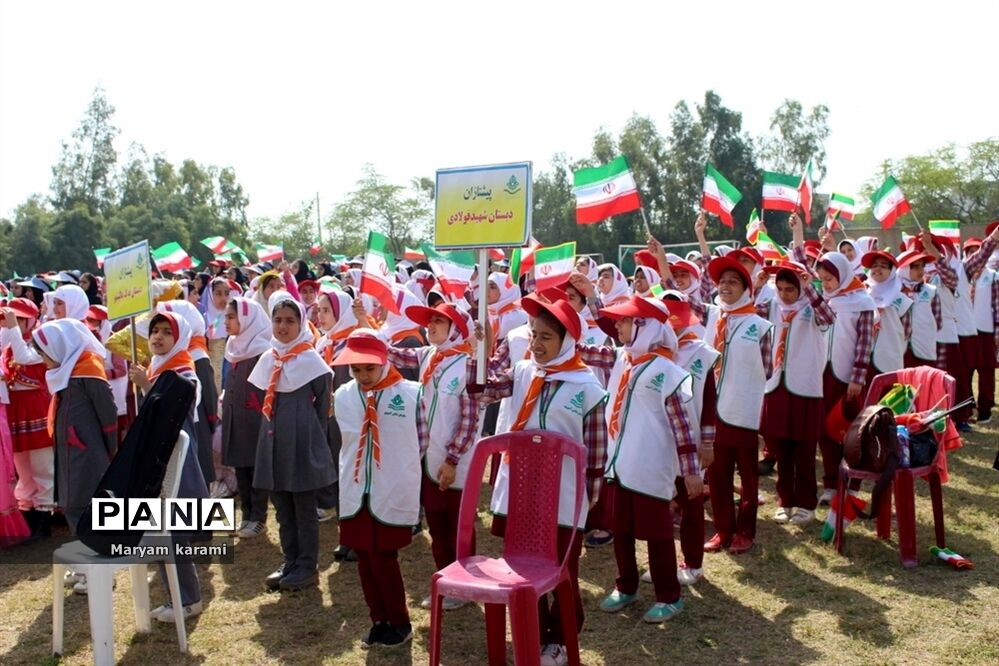 همایش تشکیلاتی یاوران انقلاب در بوشهر-1