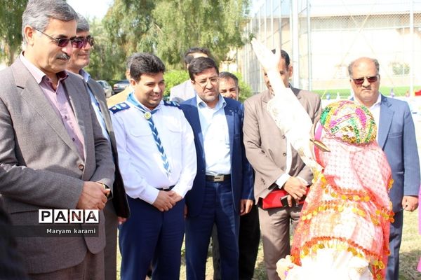 همایش تشکیلاتی یاوران انقلاب در بوشهر-1